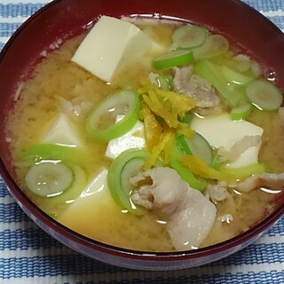 豆腐と長ネギ入り☆豚汁